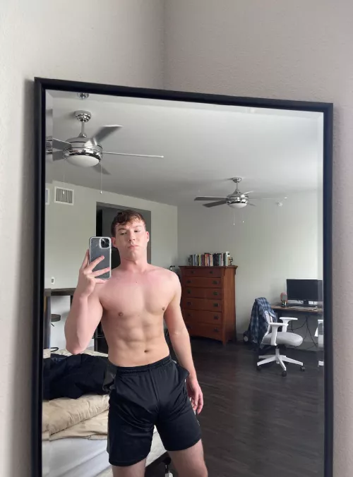 (23) ⬆️ if you’d like my snapchat 👀