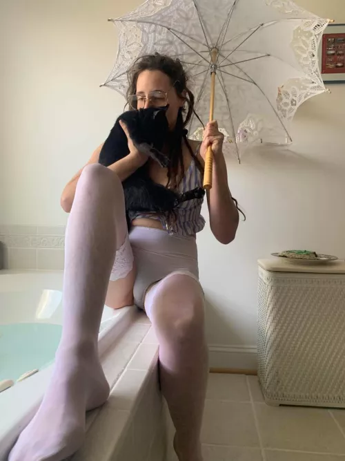 Adorable kitty interruption-