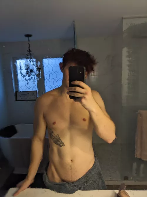 Come fuck me in the shower 🥵