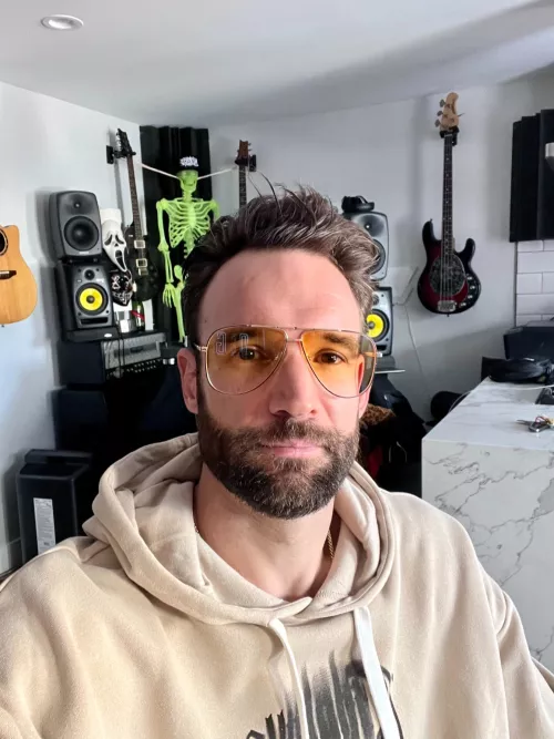 Do any of you play music? If so what kind??