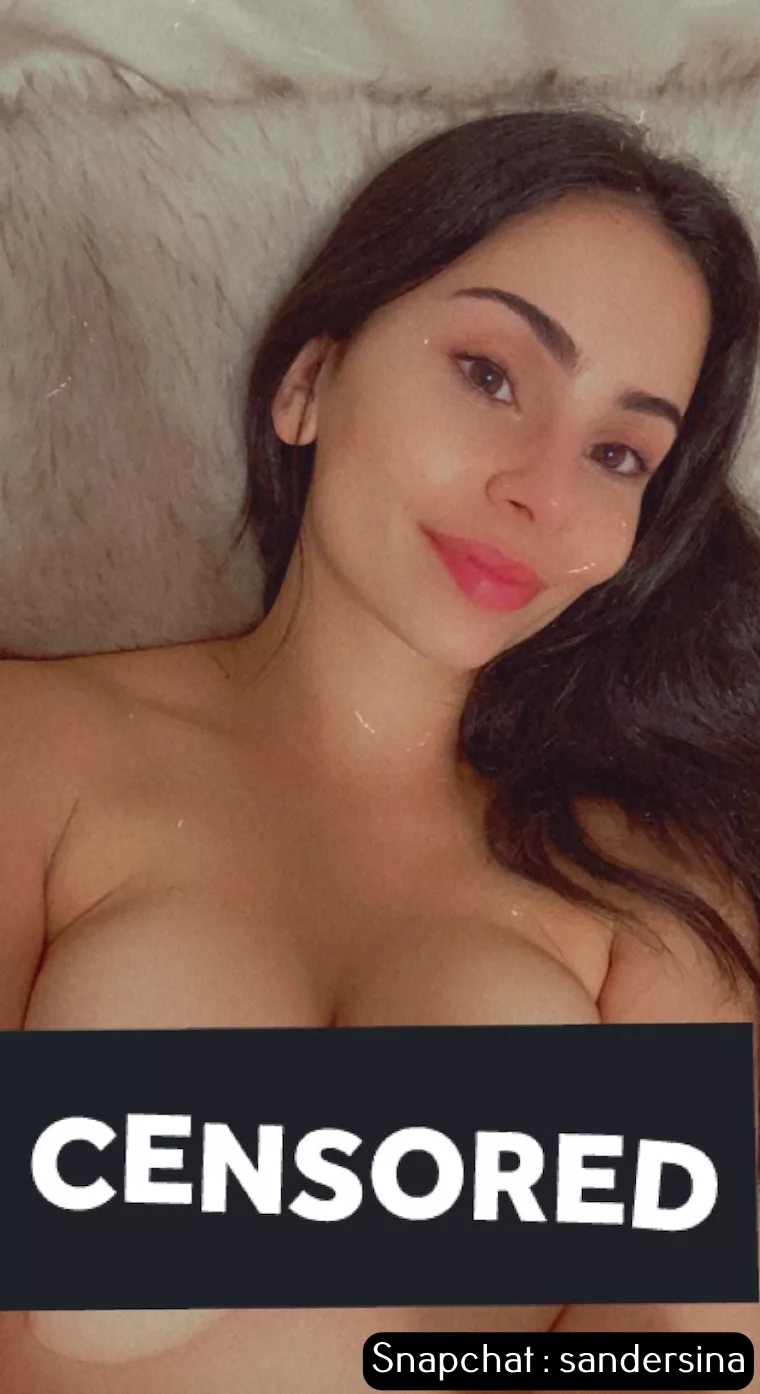 I have a praising kink 😝 If you say : “ you like that? Of course you do princess” , “ I’m so proud of how you’re taking it”, “ you feel so good” … I’m your cumslut forever 🤤❤️