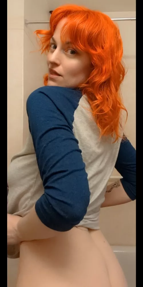 I love my orange hair, I really think it's the color I was supposed to have! 😍🍊