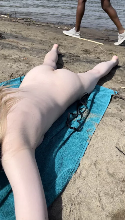 I picked a spot where there'd be a lot of traffic up close