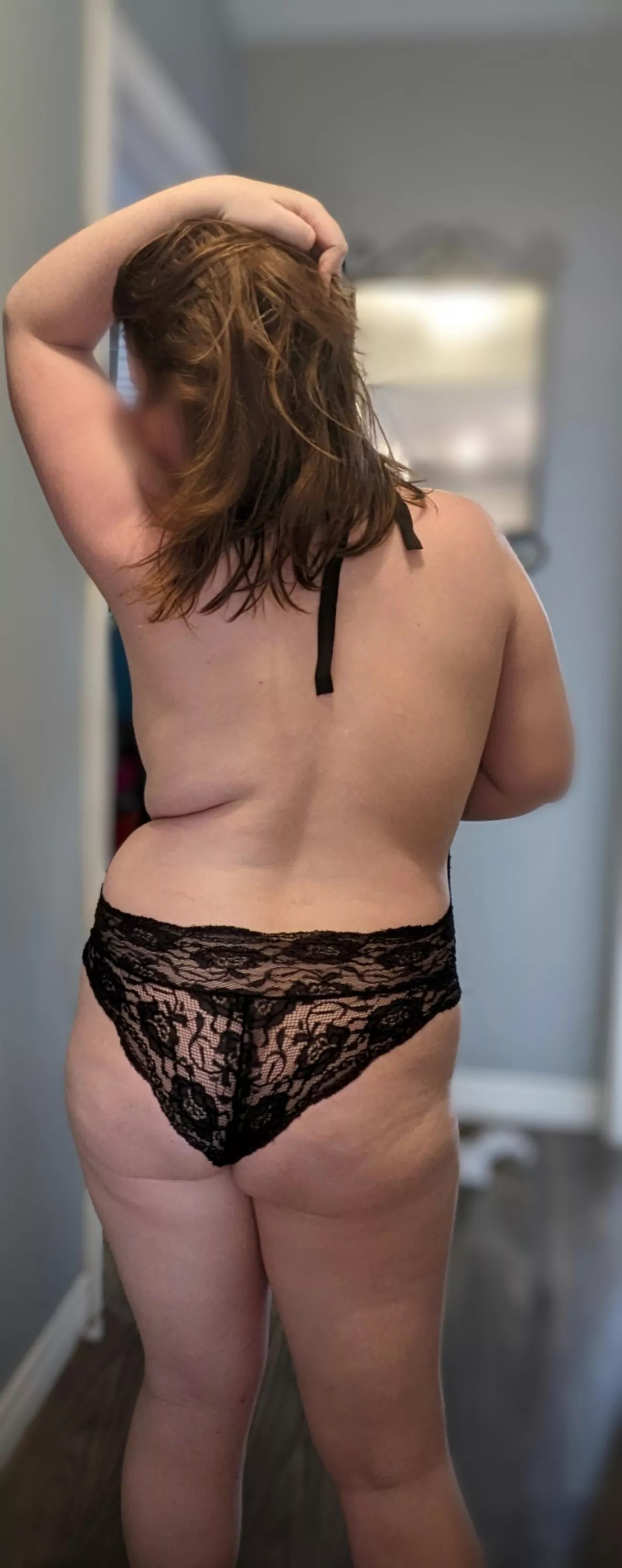 I was told by one of my followers to post this again after I deleted it. Well here we go 😂 🍍