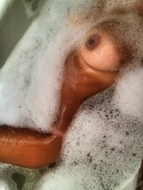 [image] I like to take a bubble bath very cool feeling