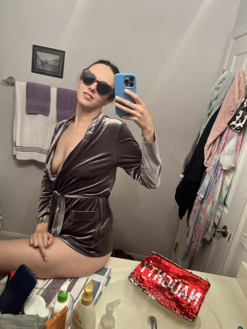 just a bit naughty 😈 [f]