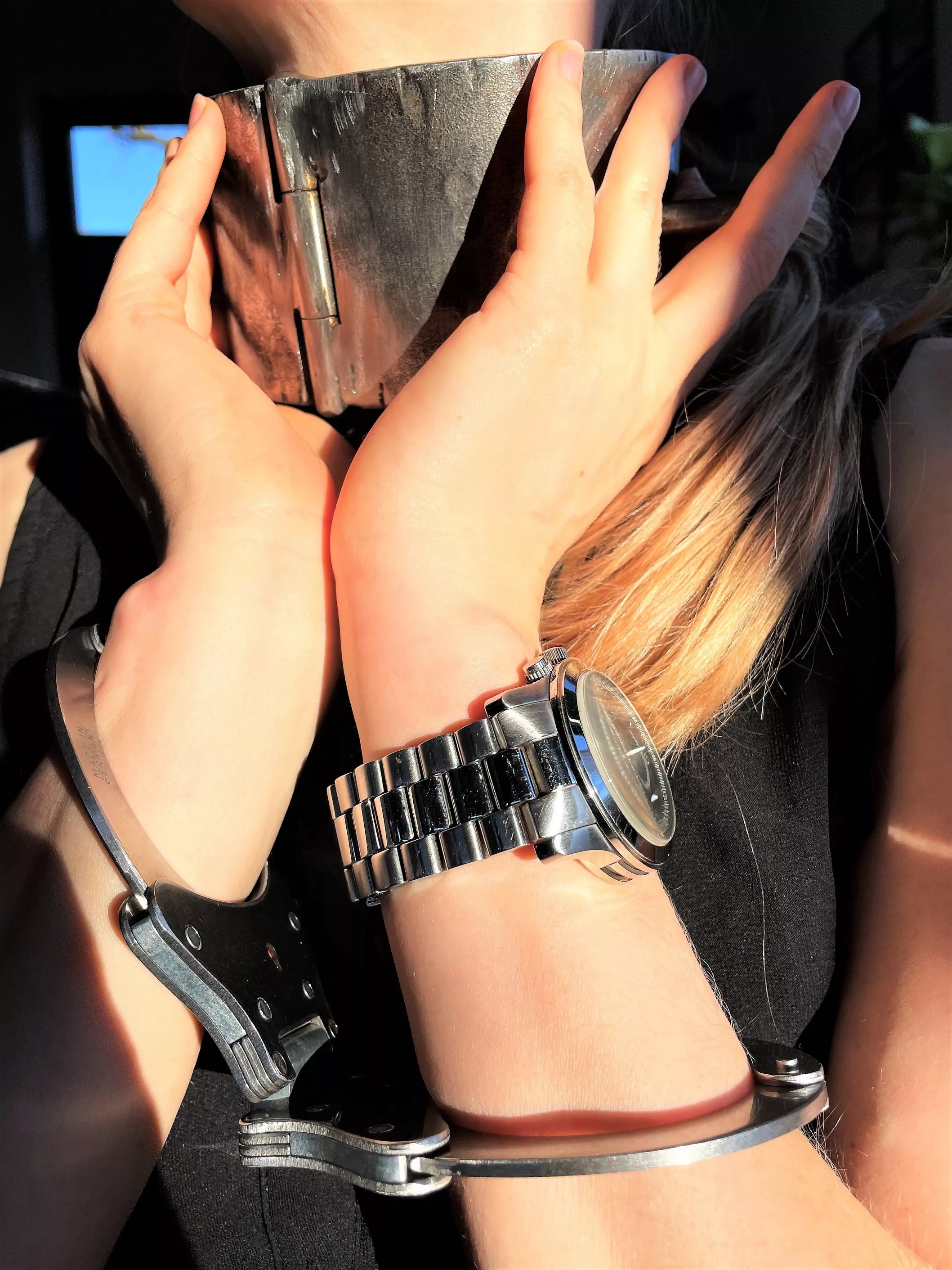 Keep your cutesy small collars. I like having a few pounds of steel around my neck ...