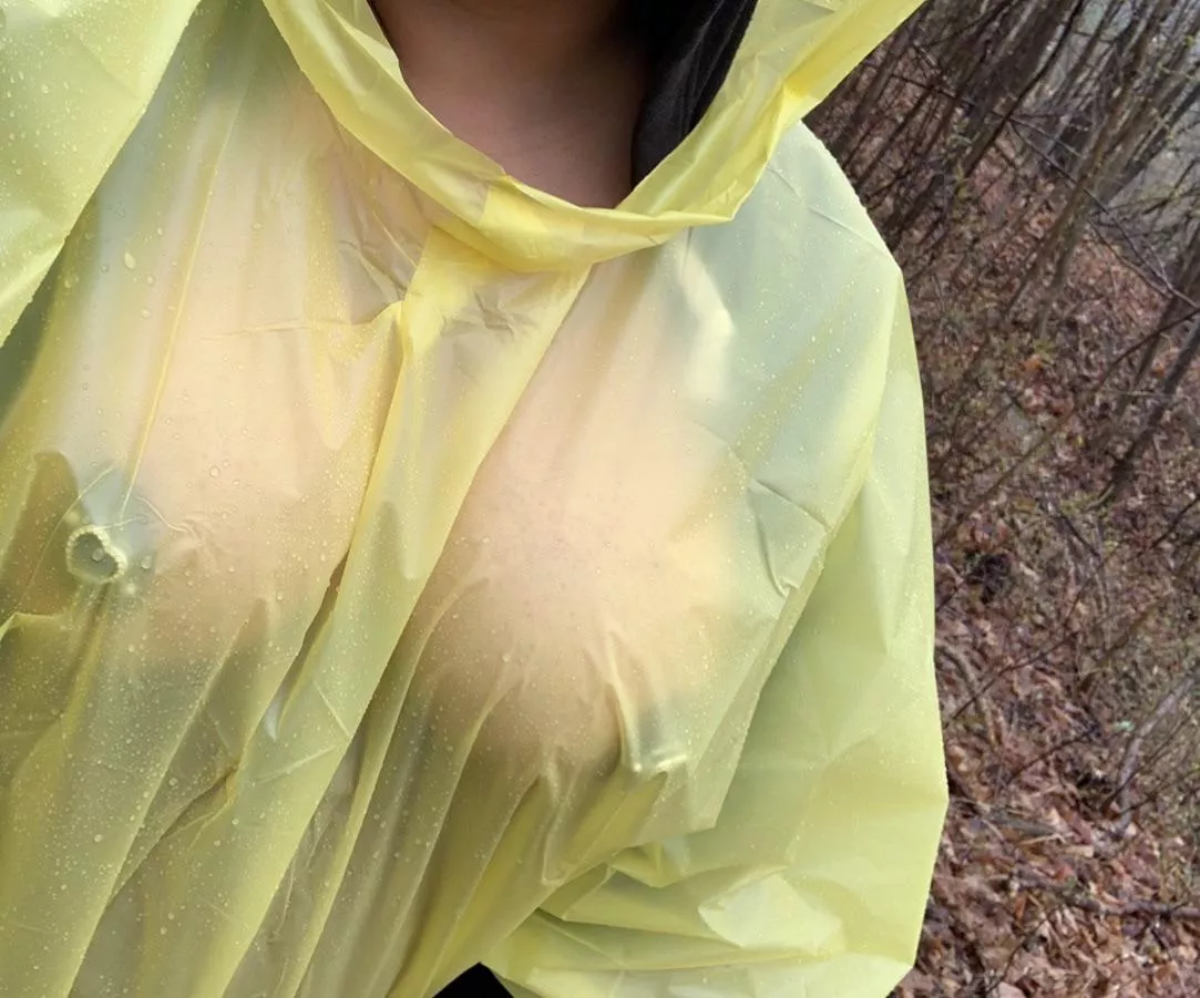 Let’s have fun in the rain ☔️