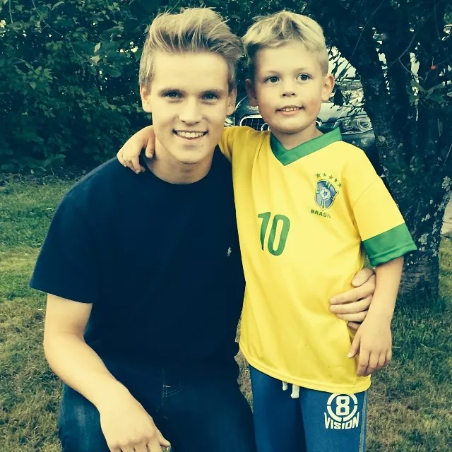 My nephew doesn't support the team I do :( My nephew doesn't support the team I do :(