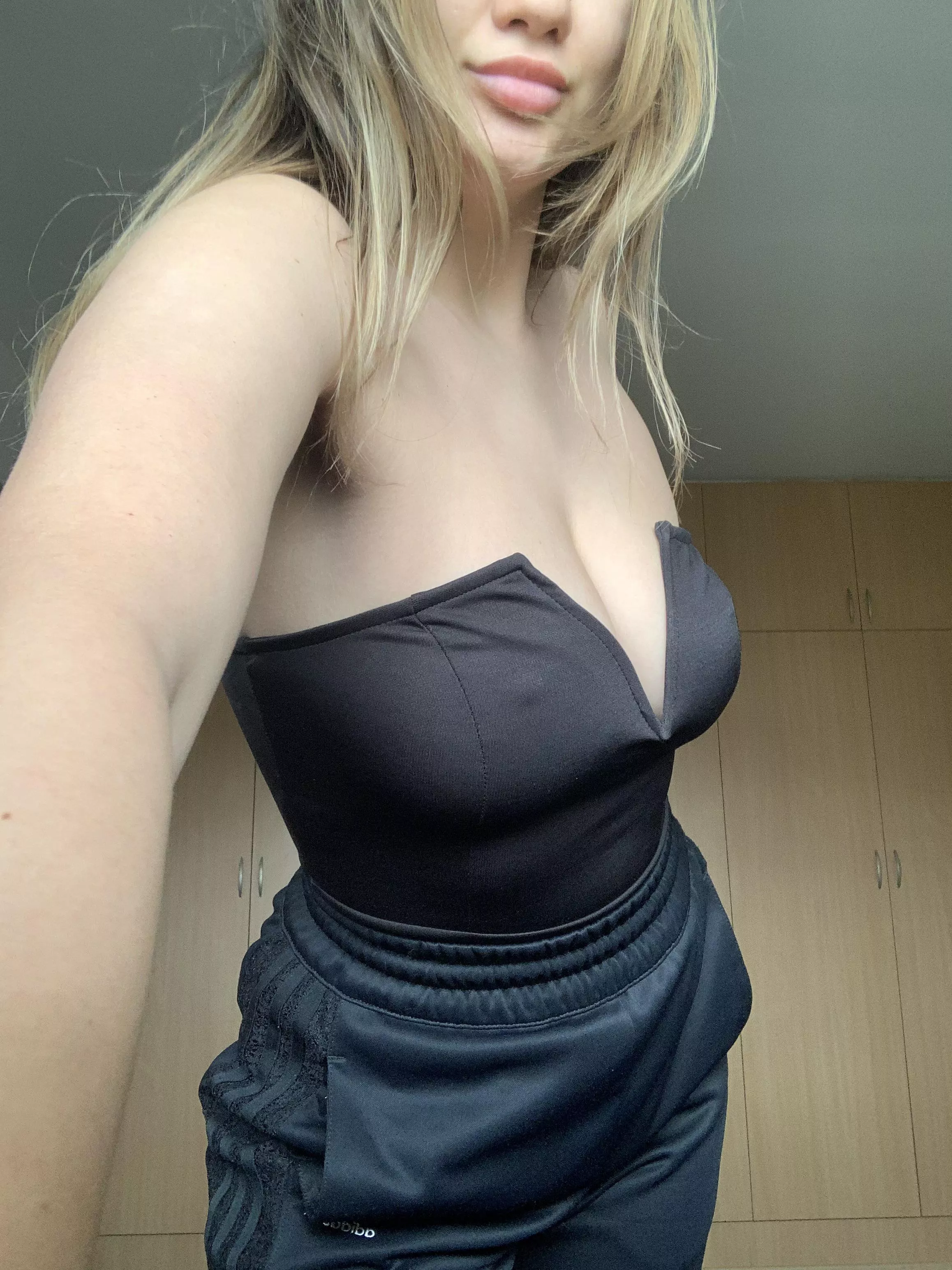 No bra anywhere anyway 😝