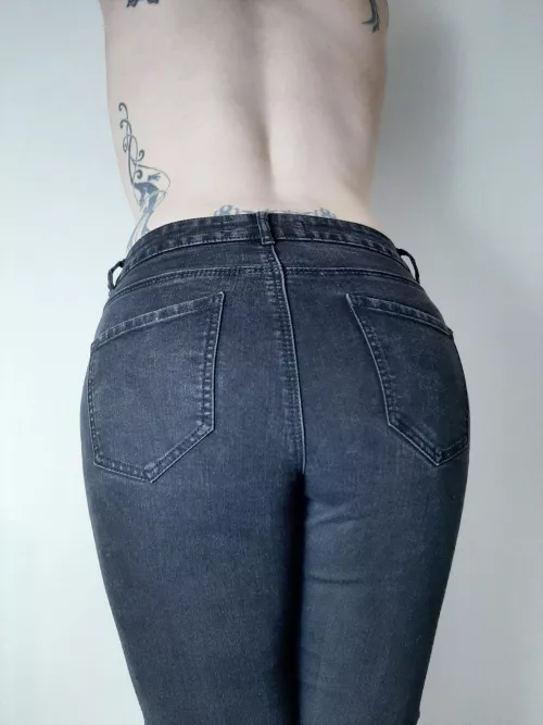 Nothinh like a good butt in jeans