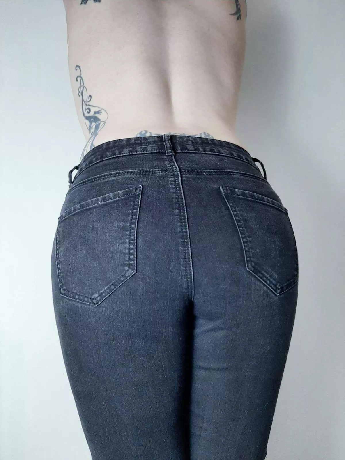 Nothinh like a good butt in jeans