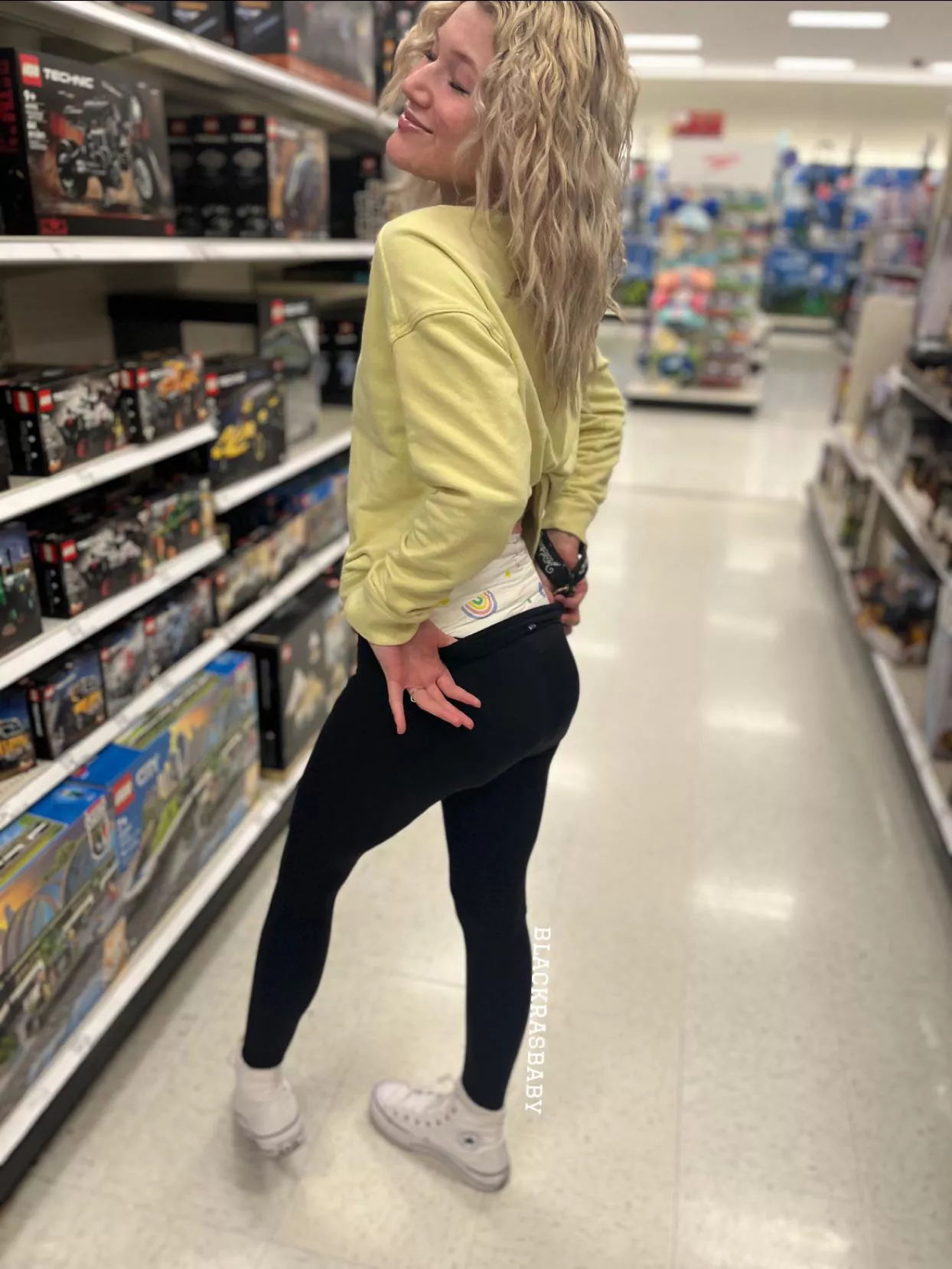 of course daddy took me straight to the toy section 🚂🧸