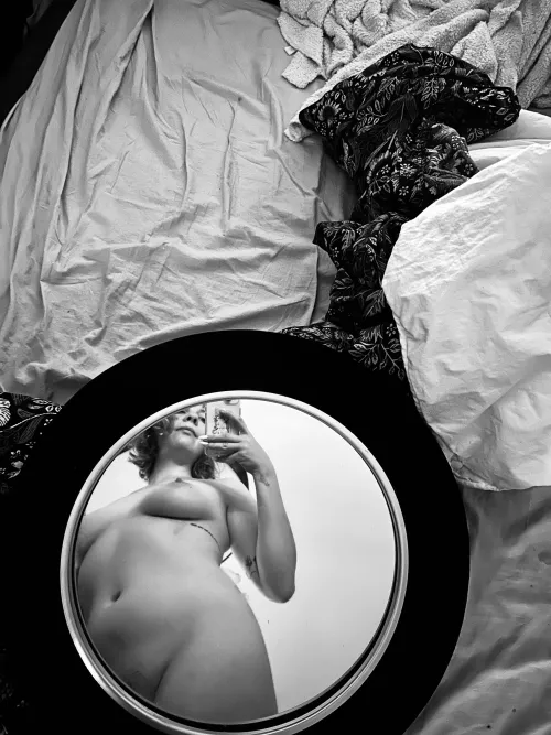 Wanna help me look for my clothes? 👀