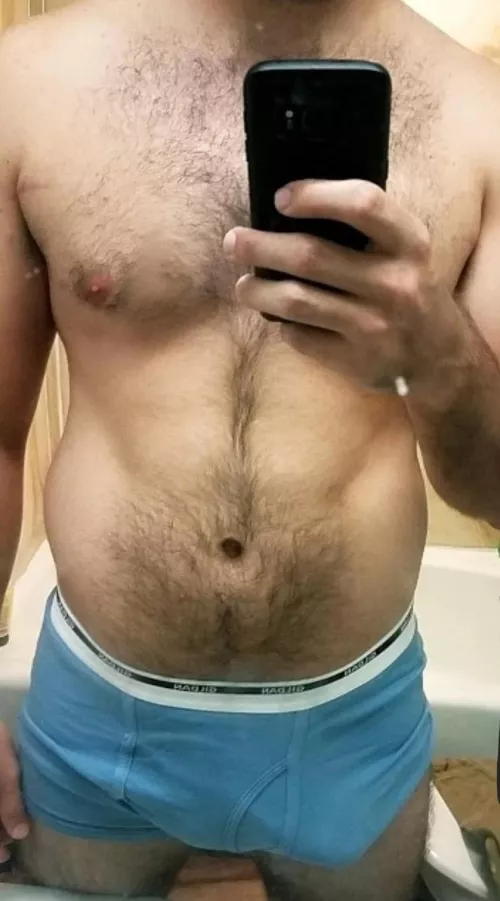 Who likes body hair?