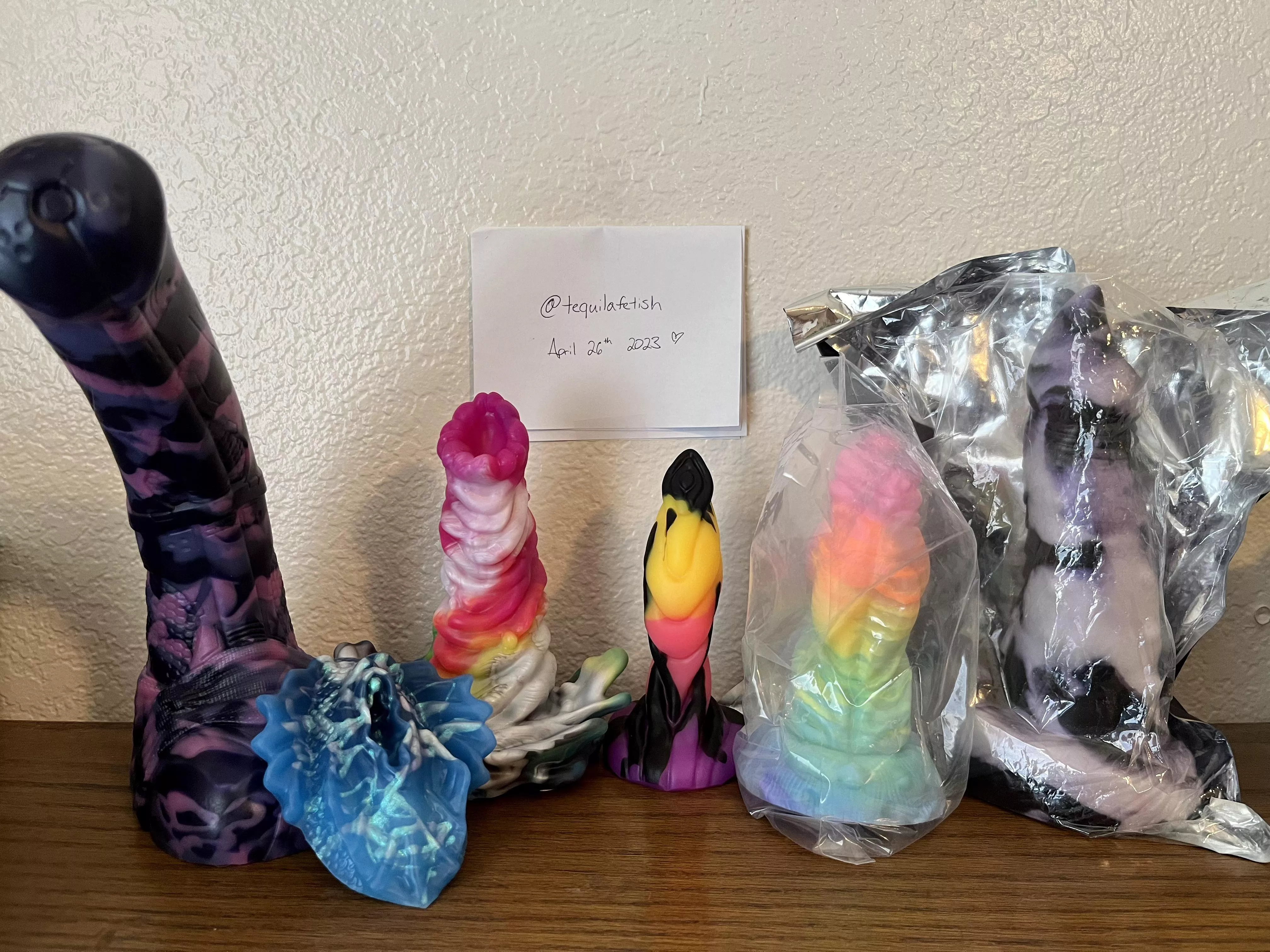 WTS 6 Toys — BD, PPS, & SBF available! More info in comments