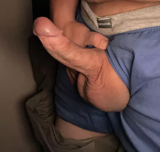 (45) lunchtime quickie? Dm welcome