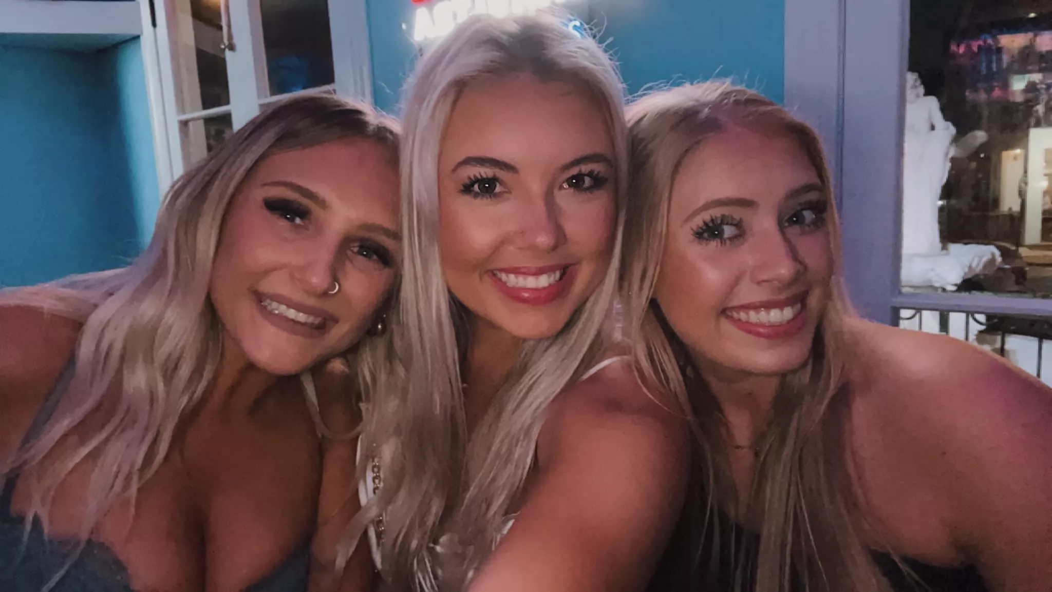 Beautiful friend group!