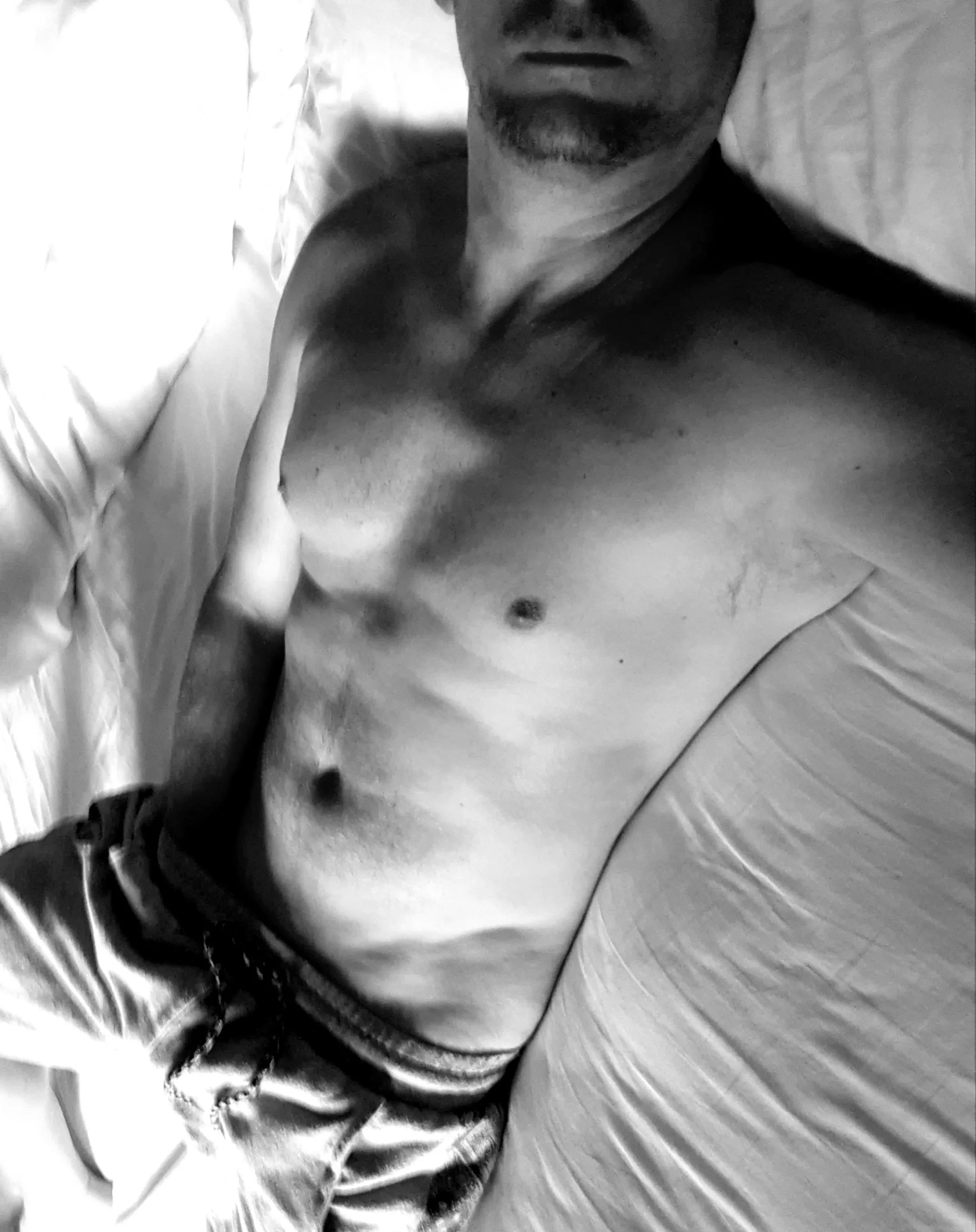 Getting out of bed is HARD this morning... cum give me a hand 🖐