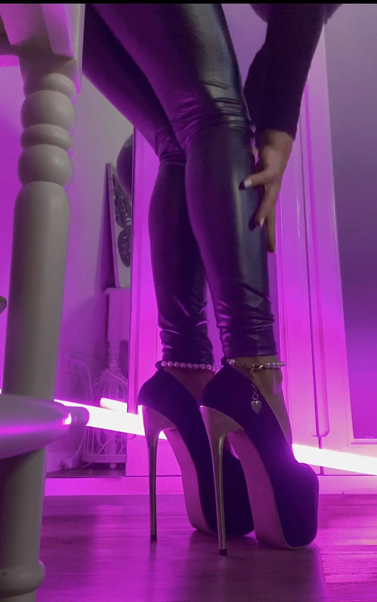 High heels are a woman's pedestal.👠