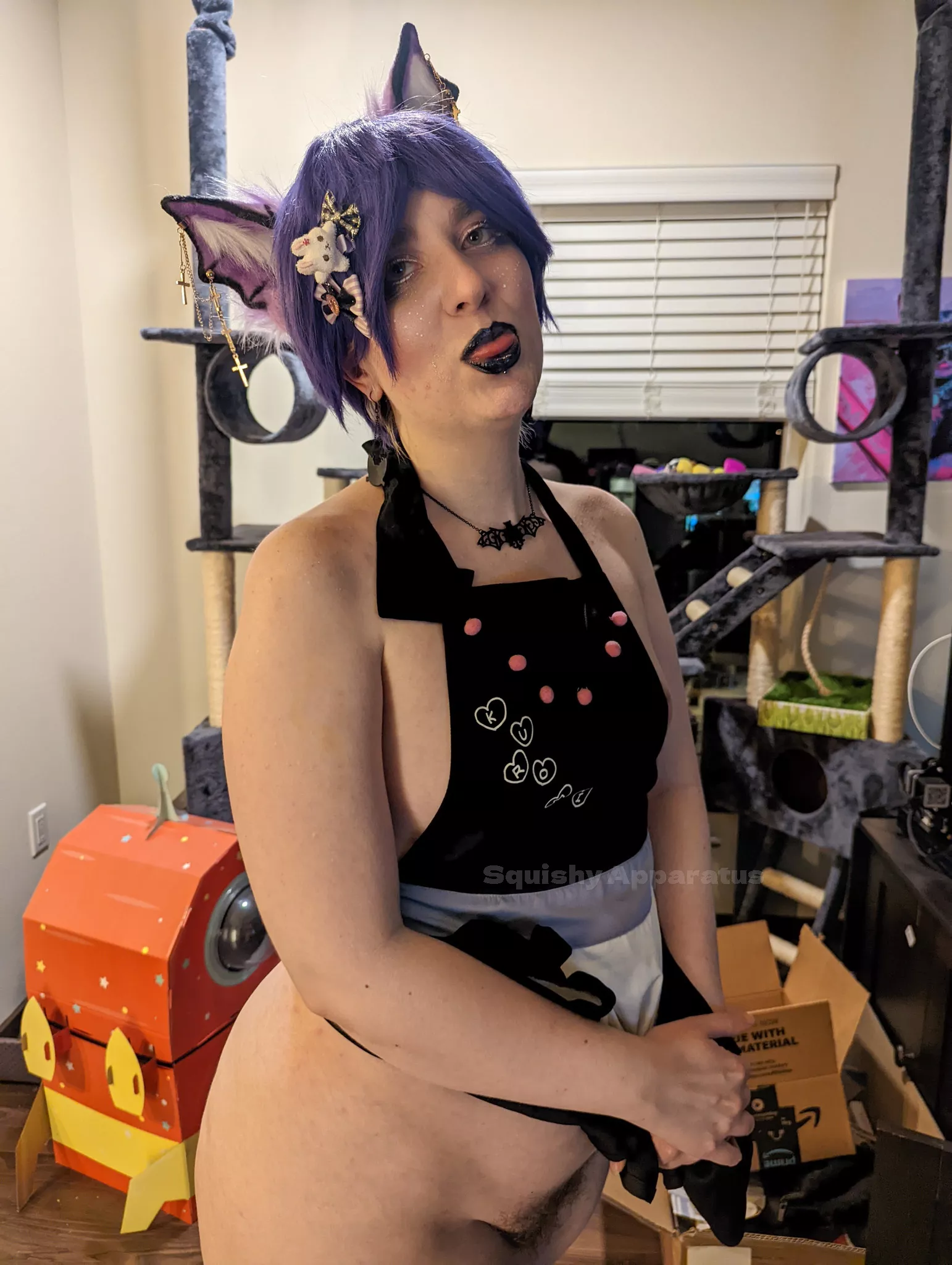 I should wear black lipstick more often [F]