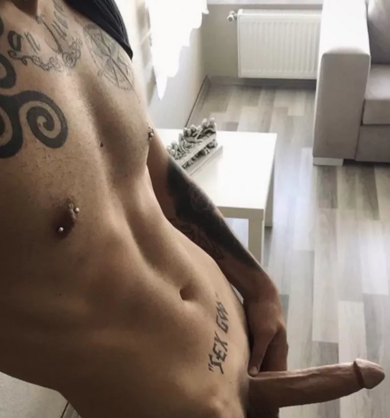 I wanna lab dance before