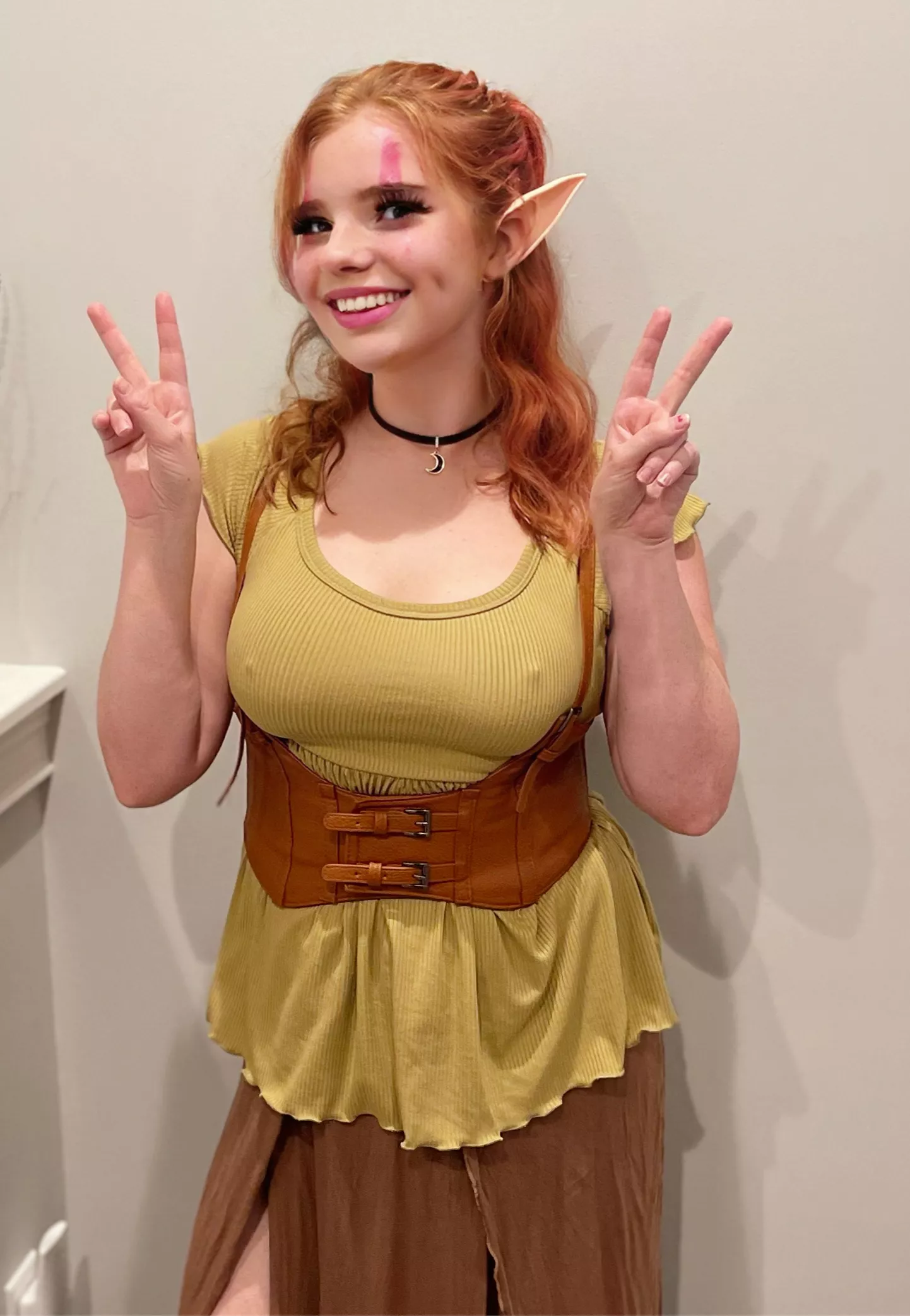 Im going to hand out character sheets of me rather than dating apps... OVER IT! haha