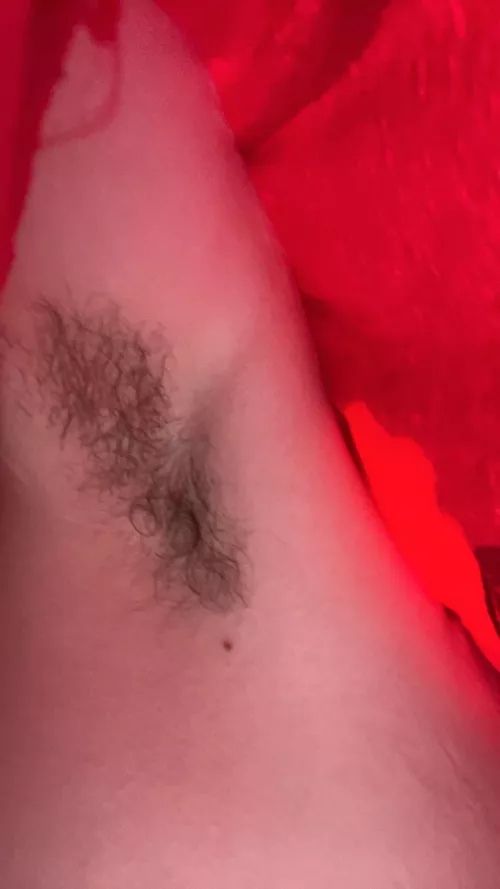 it’s the curls in my armpit hair for me