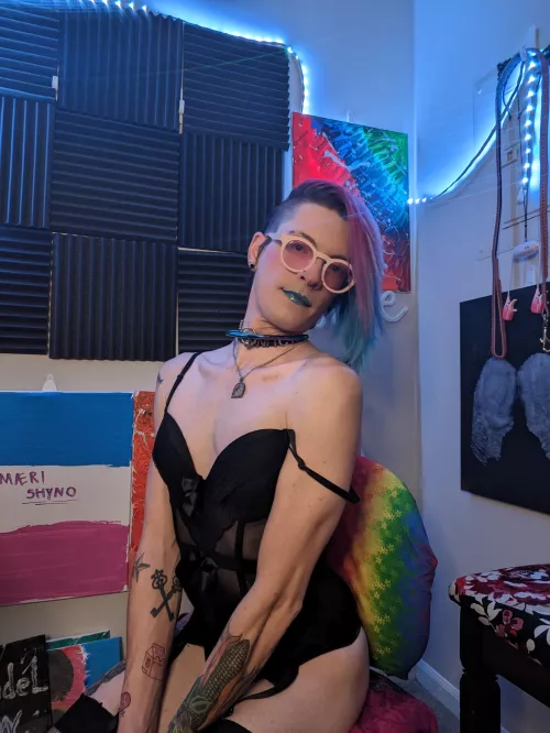 Just a tol FemBoy, nothing to see 🫣