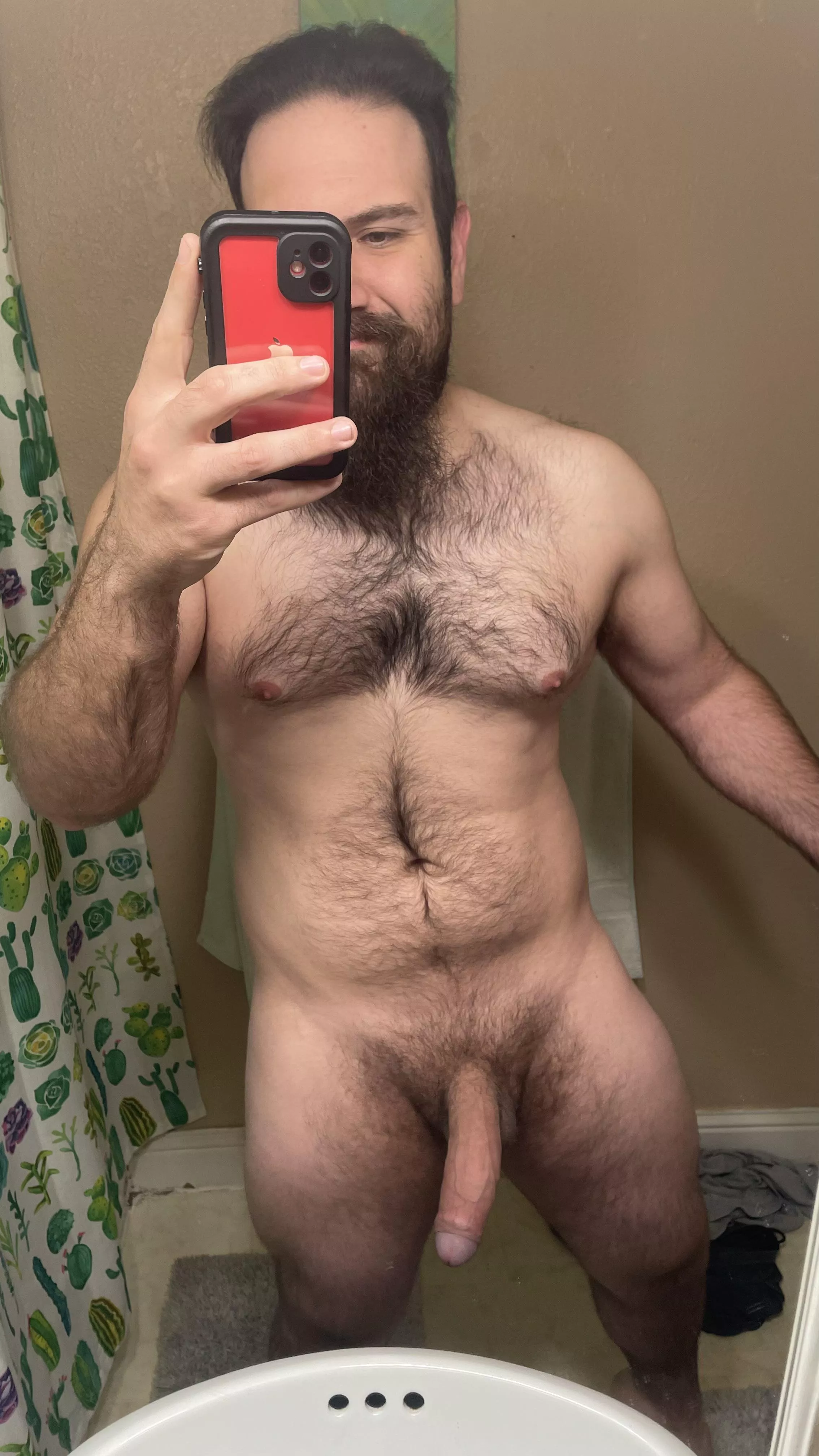 Kinda Fit Kinda Fat! Who likes the Strong[M]en type?