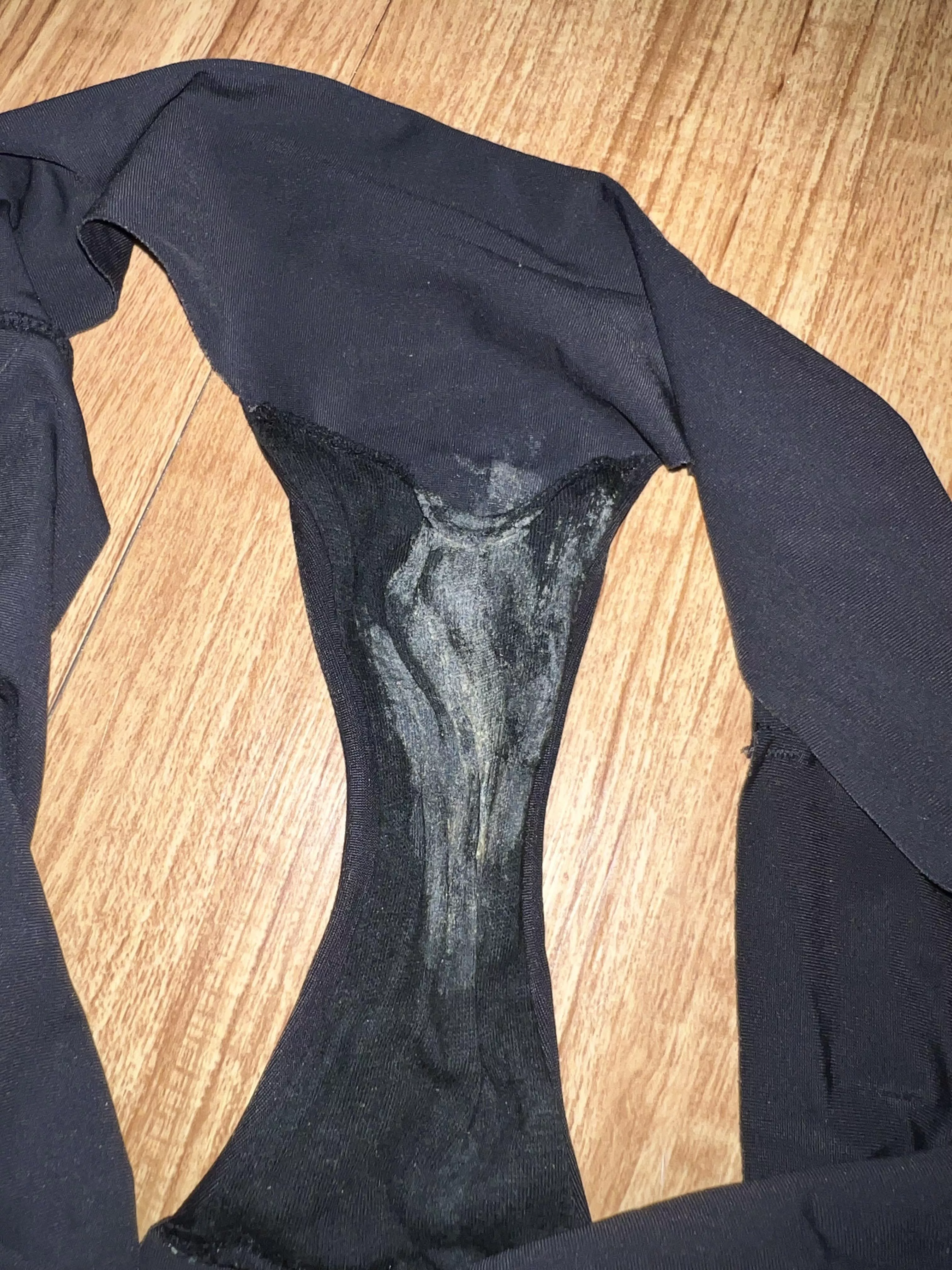 Strong scent and ready to ship! Treat yourself today to my 22 yr old MIL[F] panties. [Selling] these smelly panties from the [USA]