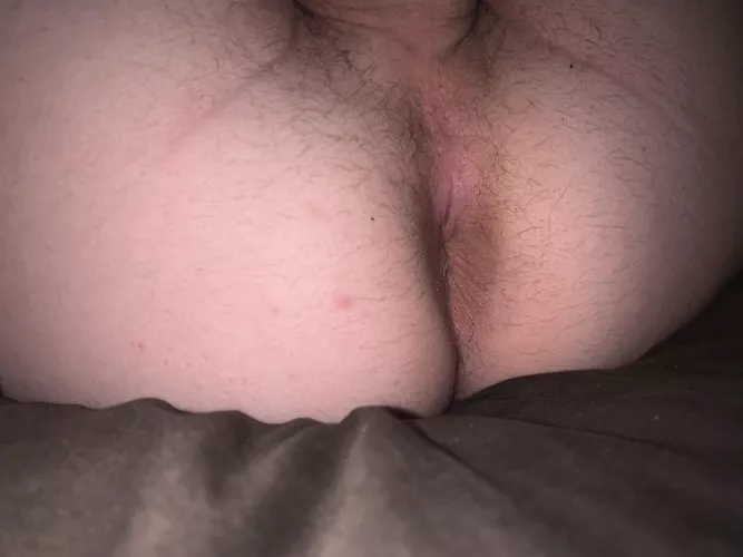this virgin ass is up for grabs who wants some hmu ;)