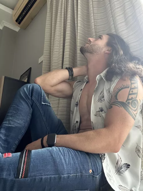 Waiting for the AC to start working 😂🥵