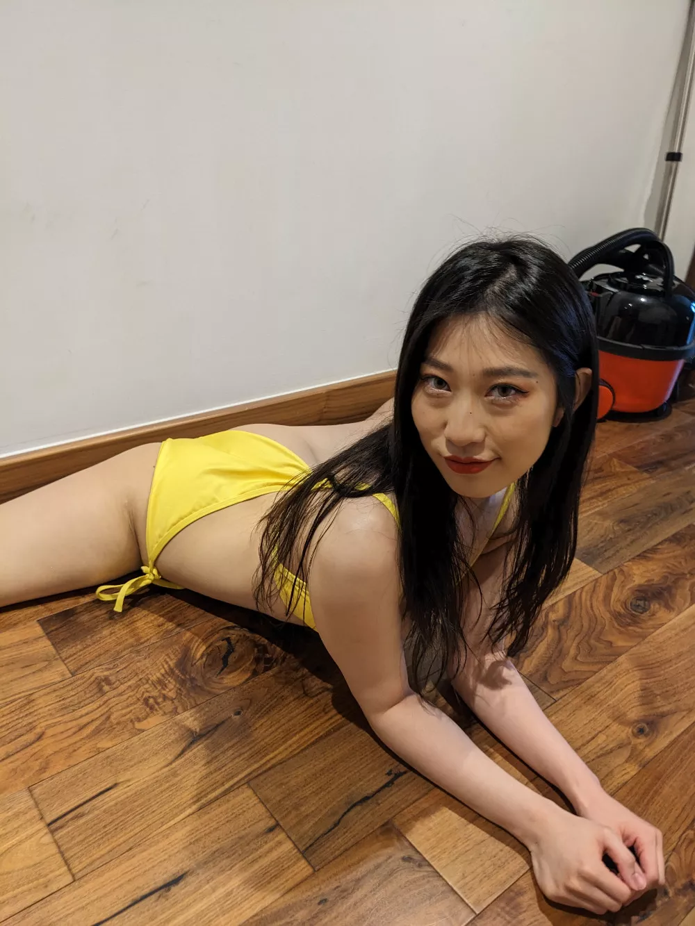 wanna help me stretch? 😉