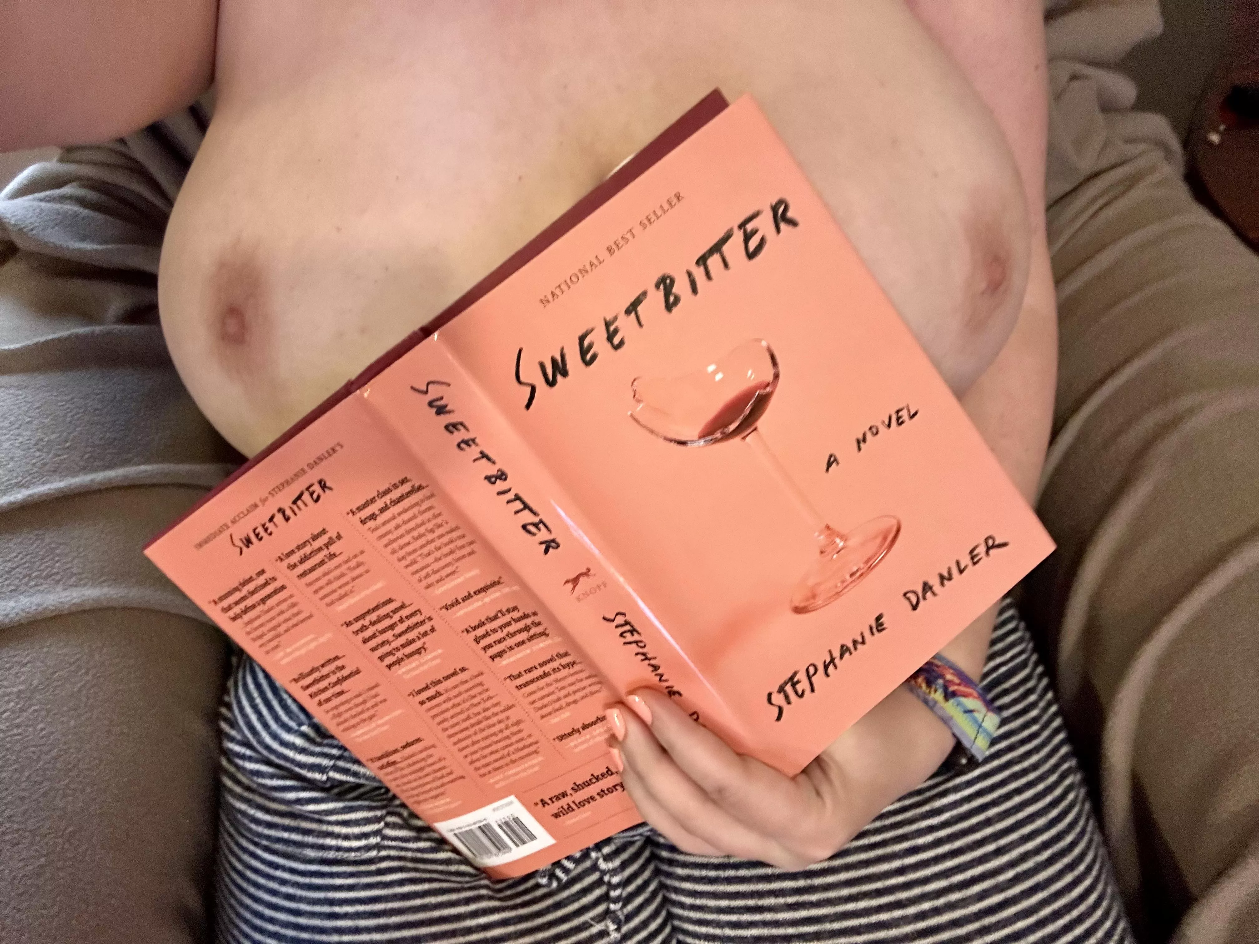 When your book matches your nails