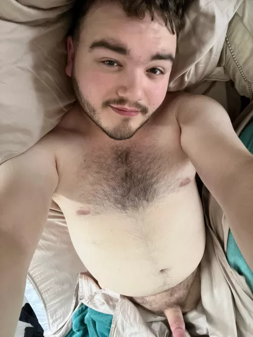 Where’s a big bear who can take care of this cub?