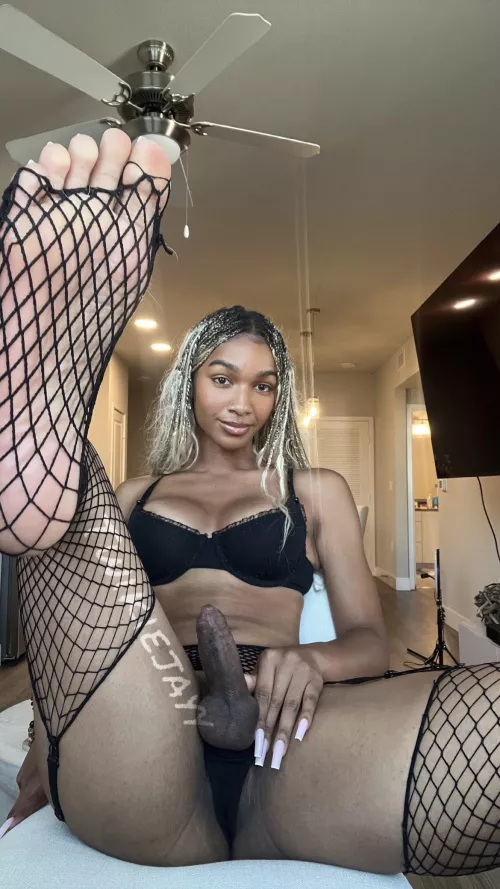 Would you service me?🤭😋