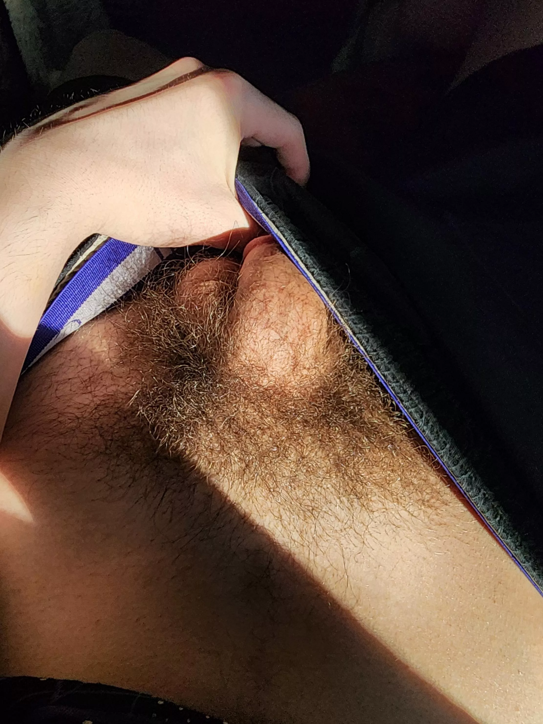 19 yr/o, comment ⬇️ if you'd blow me ;)