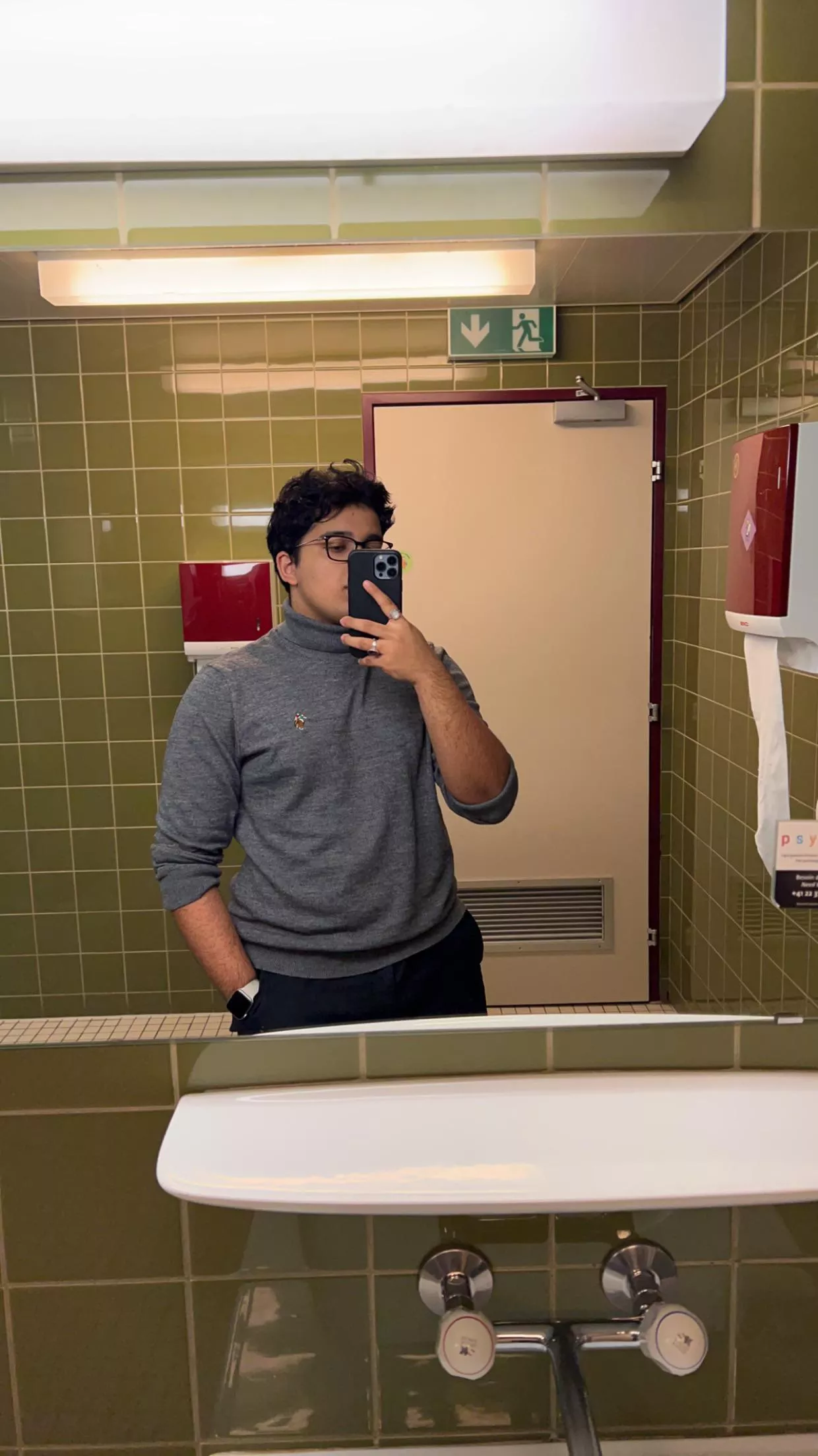 19M, Young Bull /third on a journey to start playing in the lifestyle