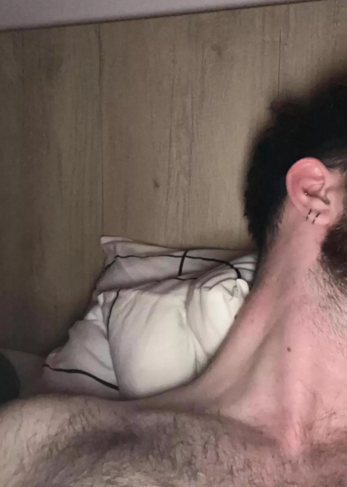 21 romanian stud (hairy+ hung+) hmu rares.sebastian (text me when adding !! )