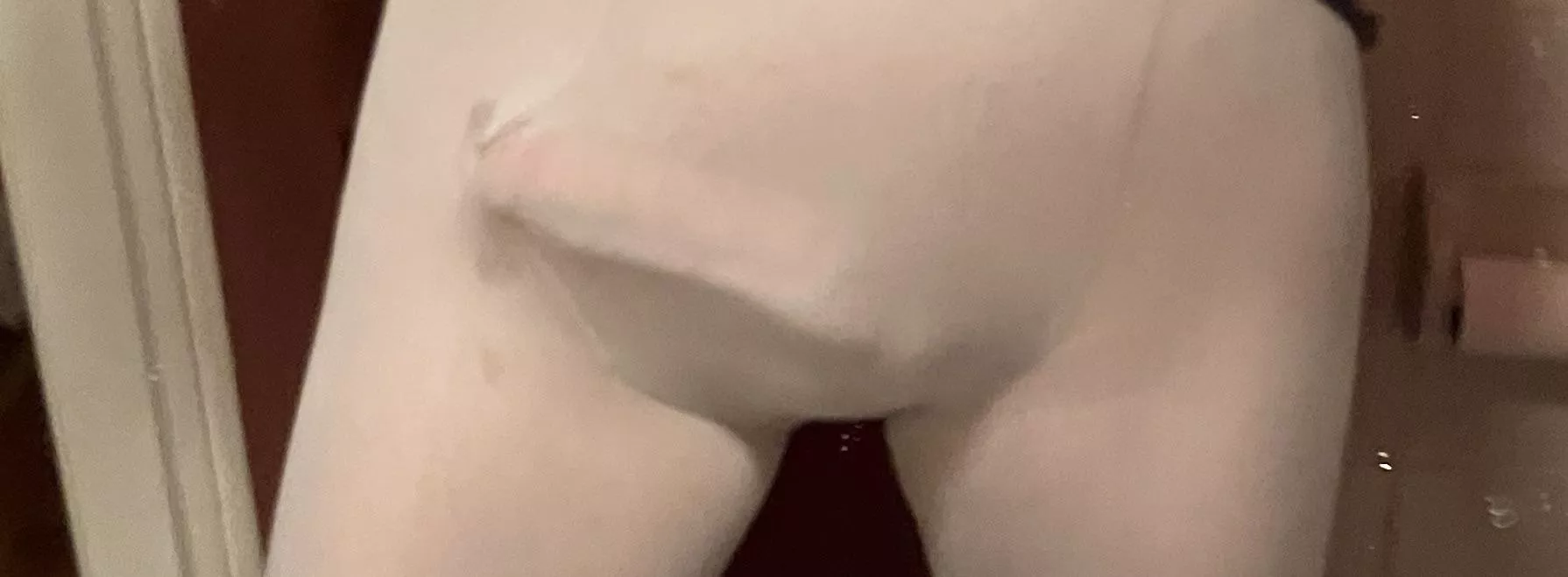 45. Seeking chat friends into guys in tights. DMs open