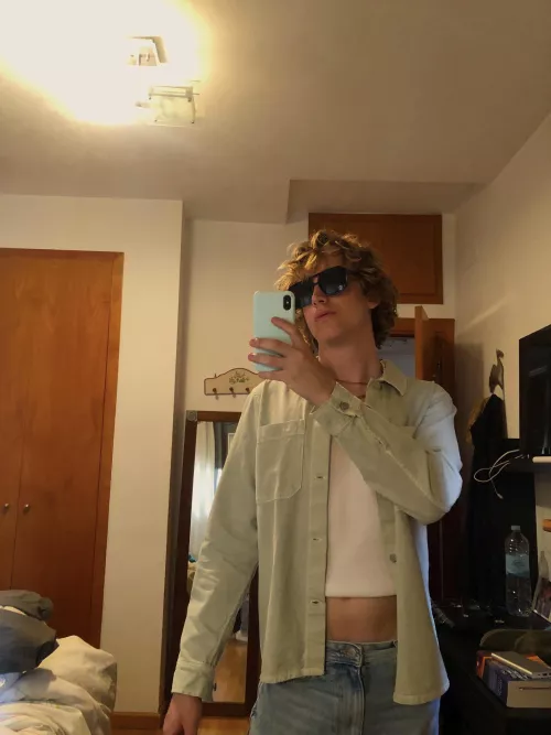 6'2. 23 years.