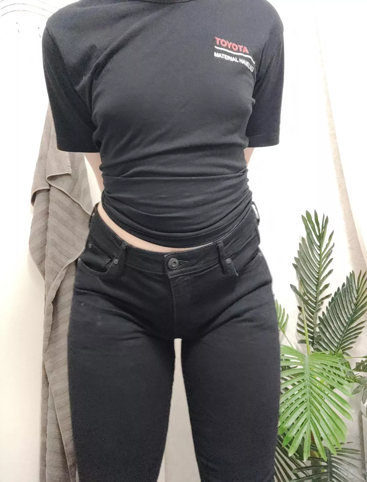 i felt cute in this outfit 🥰