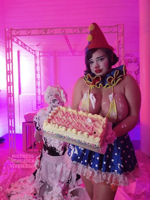 Is this messy enough?