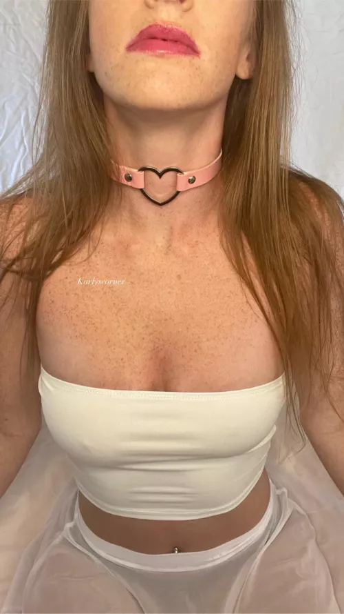 Mess my lipstick up on purpose