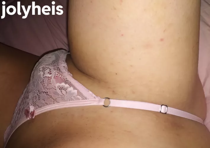 one of my new thongs.So far 10/10😋