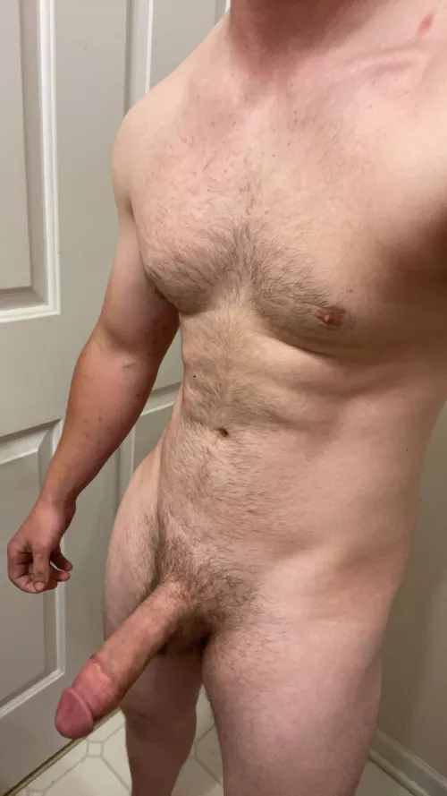 Would love to get my cock sucked this morning, any takers?