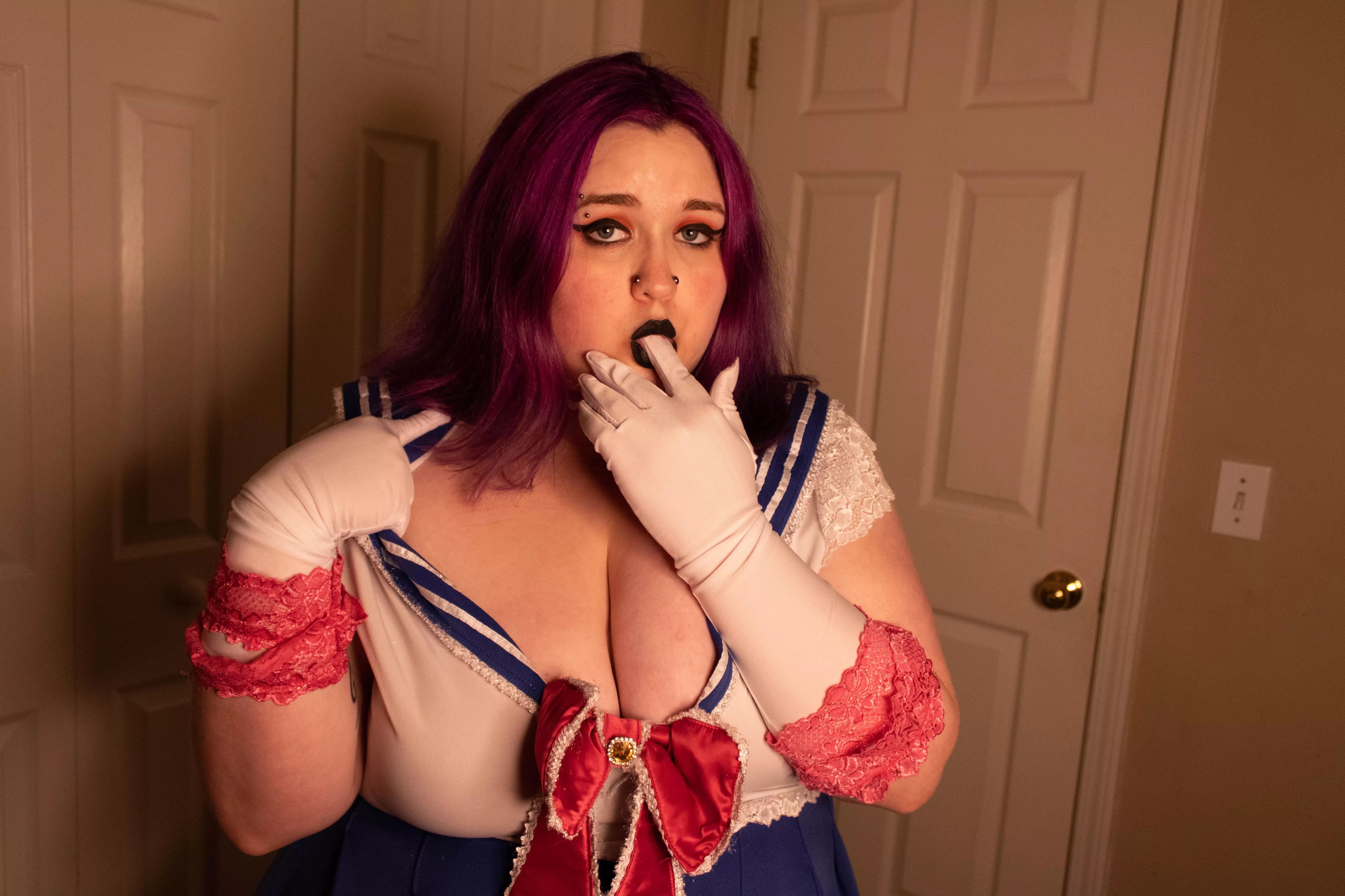 you need a BBW goth gf 😋