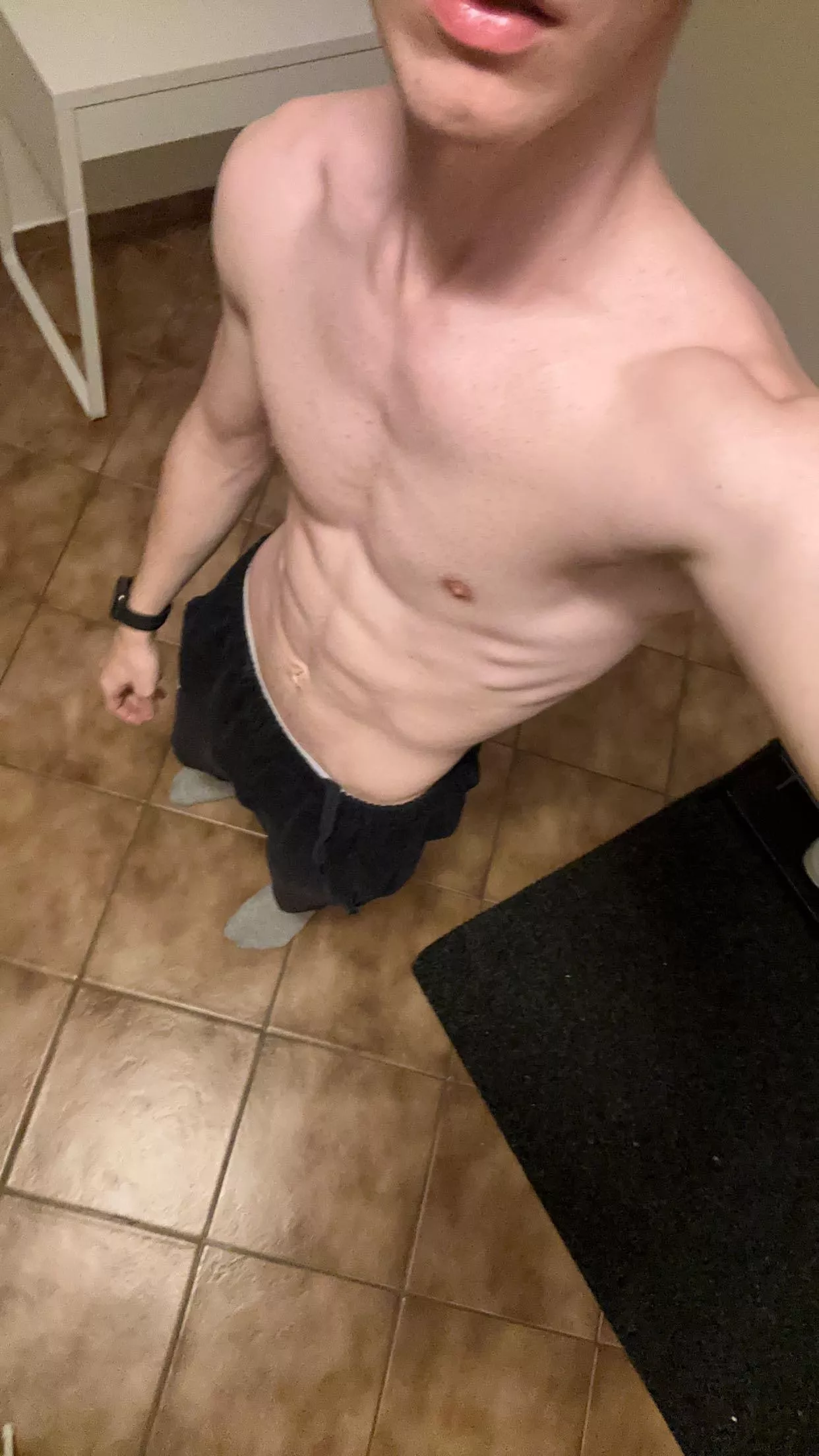 21 fit college boy. Snap: johnyydavis 21 fit college boy. Snap: johnyydavis