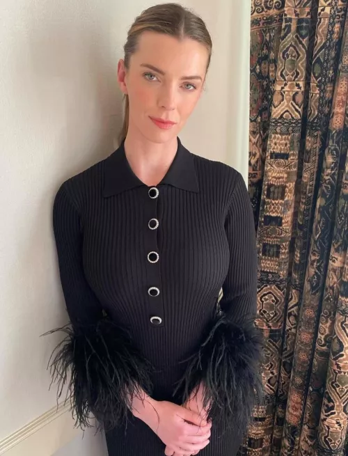 Betty Gilpin